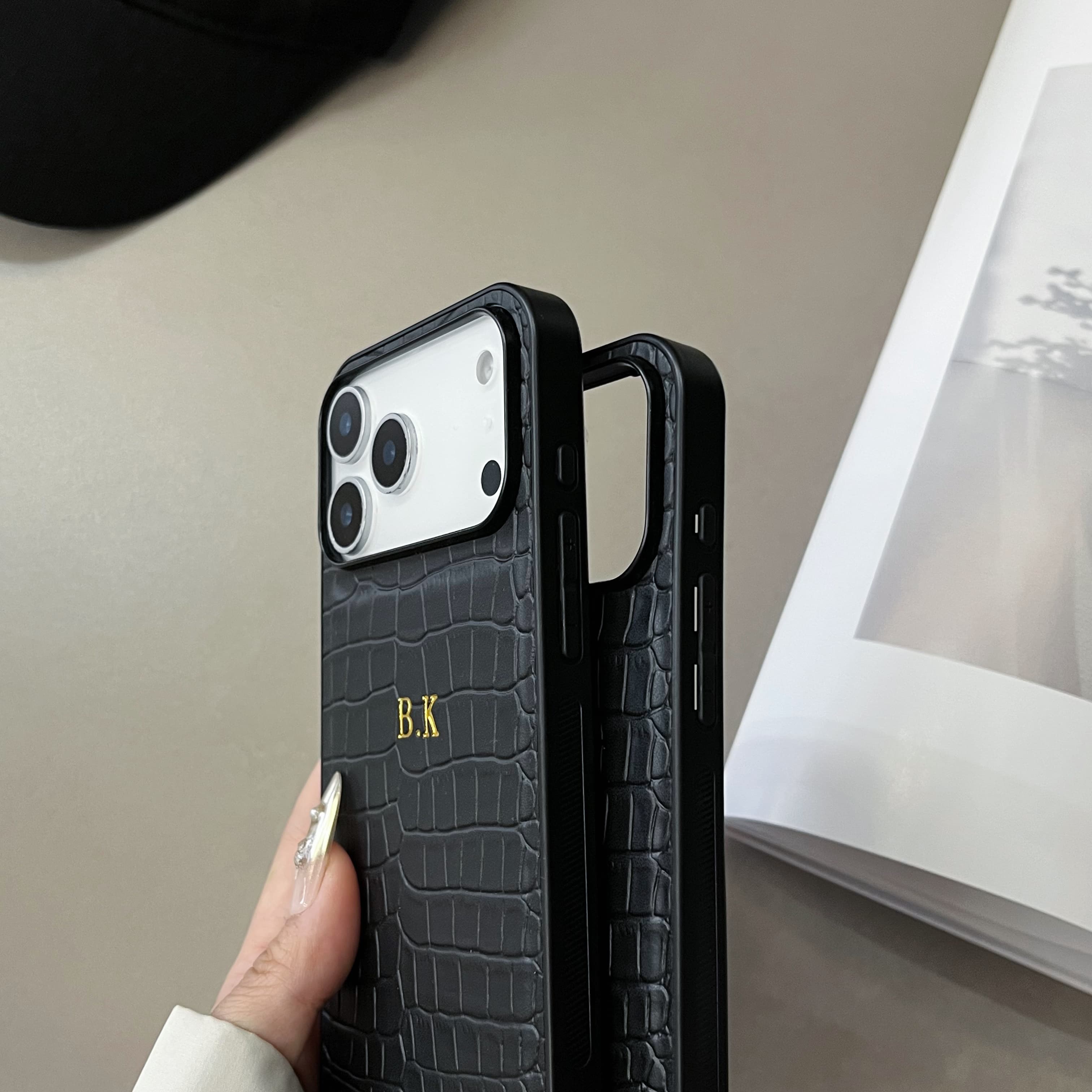 高級カスタムネーム クラシッククロコダイル柄 フェイクレザー - Phone Accessories Names のレビューと価格