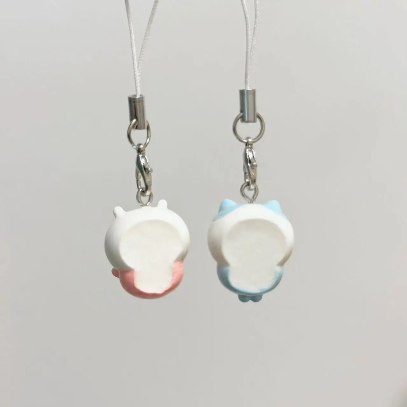 かわいい小さな樹脂製ペンダント、キュートなベビー服を着たうさ - Phone Accessories Baby のレビューと価格